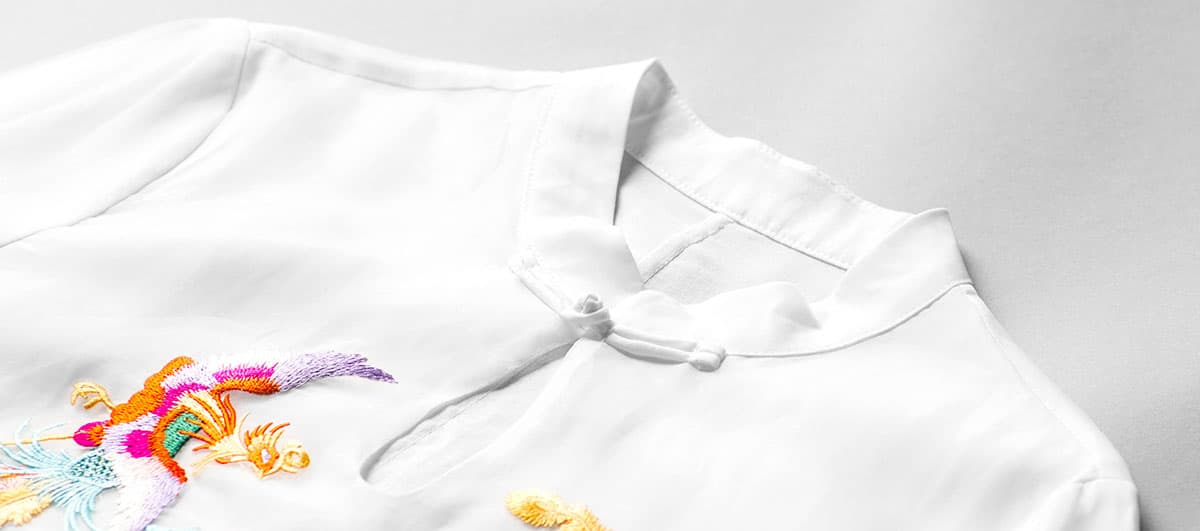 Neckline Details
